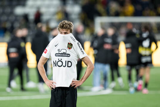 Brommapojkarnas Wilmer Odefalk deppar