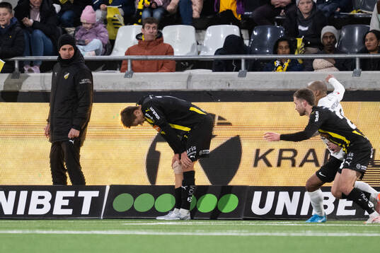 Häckens Leo Väisänen utgår skadad