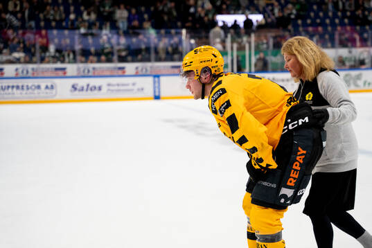 Skellefteås Frans Haara har ont