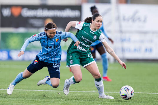 Djurgårdens Urara Watanabe och Alingsås Johanna Barth