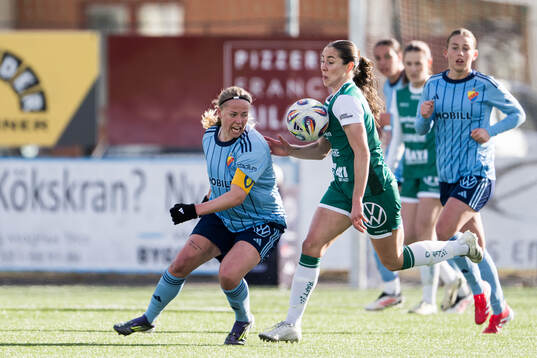 Bläddra bland fler bilder av Fotboll, Damallsvenskan, Alingsås - Djurgården