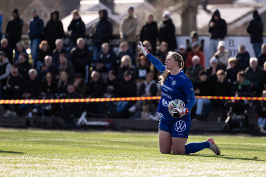 Alingsås målvakt Alexandra Blom