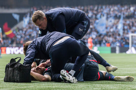 Malmö FFs Anders Christiansen får vård