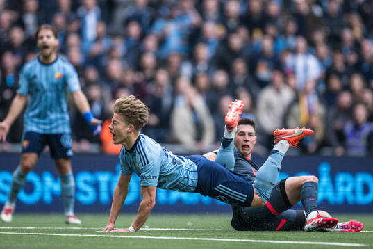 Djurgårdens Matias Siltanen och Malmö FFs Lasse Berg