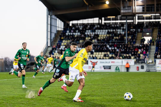 Varbergs Aulon Bitiqi och Falkenbergs Seif Ali Hindi