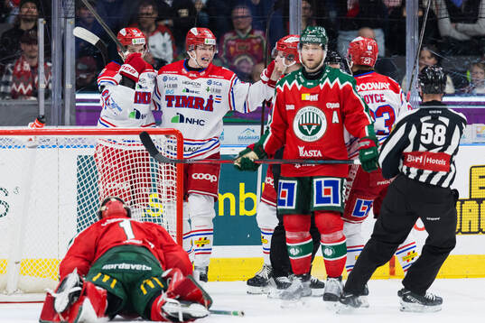 Timrås Erik Walli Walterholm jublar