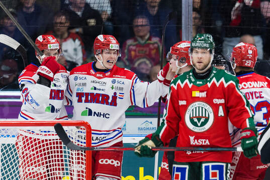 Timrås Erik Walli Walterholm jublar