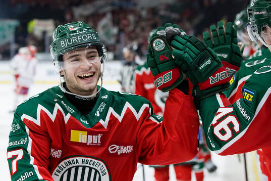 Frölundas Isac Born jublar