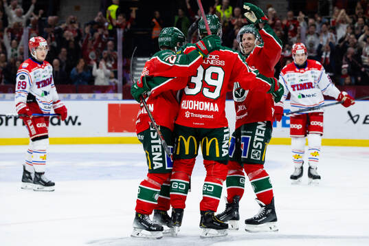 Frölundas Mikael Ruohomaa jublar