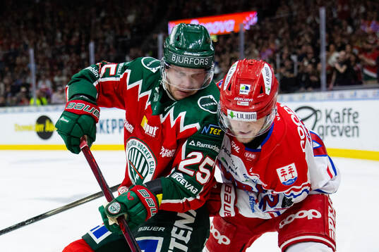 Frölundas Arttu Ruotsalainen och Timrås Dennis Värmhed