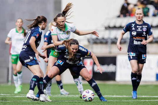 Hammarbys Vilde Hasund och Linköpings Emma Lennartsson