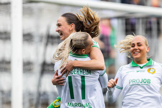 Hammarbys Vilde Hasund jublar med Ellen Wangerheim