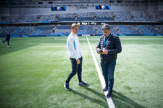 Malmö FFs Erik Botheim och Djurgårdens sportchef Bosse