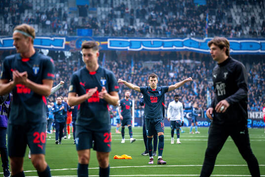Malmö FFs Colin Rösler jublar