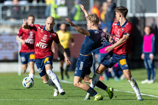Utsiktens Sebastian Lagerlund och Örgrytes Daniel Paulson