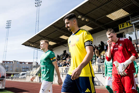 Ängelholms Mohammad Ahmadi och målvakt Hugo Fagerberg