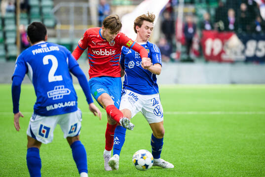 Helsingborgs Lukas Kjellnäs och GIF Sundsvalls Marcelo