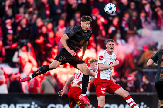 Bläddra bland fler bilder av Football, Eliteserien, Fredrikstad - Brann