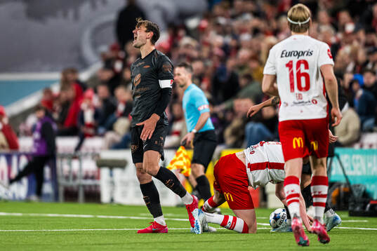 Fredrik Pallesen Knudsen of Brann reacts