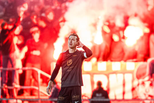 Fredrik Pallesen Knudsen of Brann looks dejected