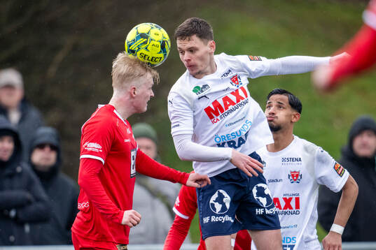Åstorps FFs Filip Migawa och Bergdalens IKs Filip Landegren