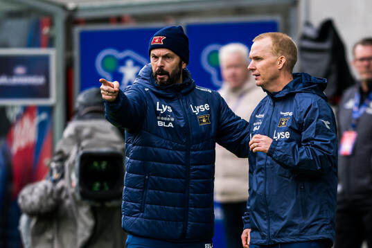 Bjarte Lunde Aarsheim, head coach of Viking, and Morten