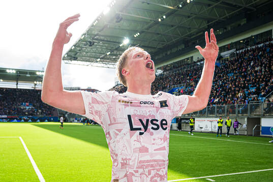 Hilmir Rafn Mikaelsson of Viking celebrates