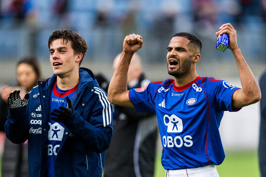 Magnus Bech Riisnæs and Aaron Kiil Olsen of Vålerenga
