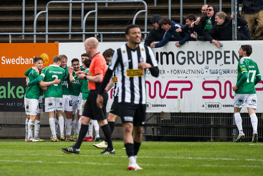 Brages Teodor Wålemark jublar