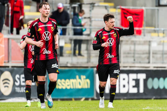 Östersunds Jamie Ryan Hopcutt jublar