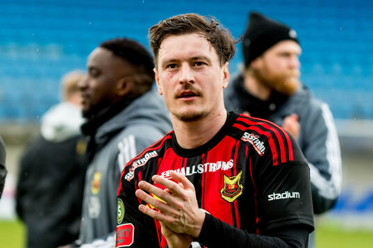 Östersunds Jamie Ryan Hopcutt jublar