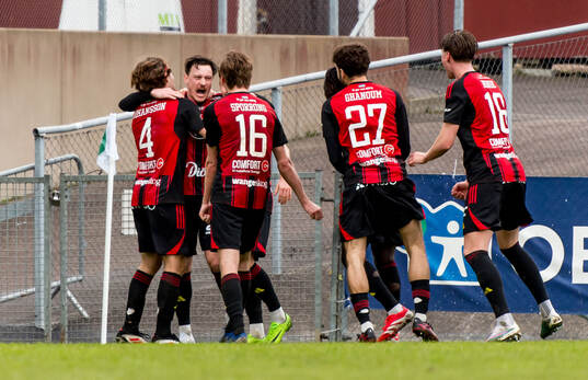 Östersunds Jamie Ryan Hopcutt jublar