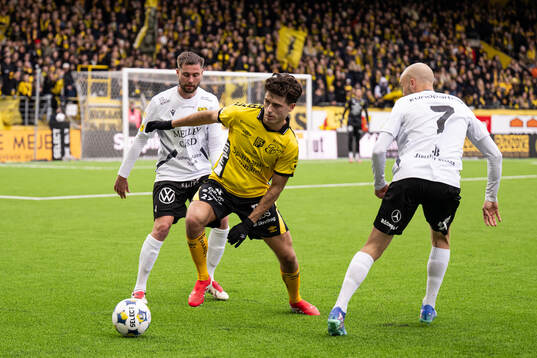 Mjällbys Axel Norén och Elfsborgs Besfort Zeneli