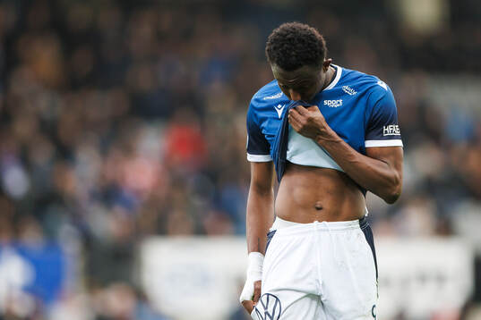 Halmstads Yannick Agnero deppar