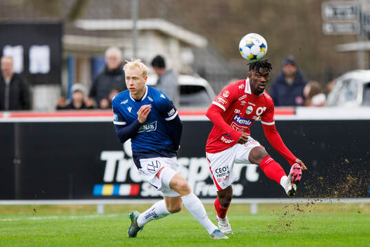 Halmstads André Boman och Degerfors Mamadouba Diaby