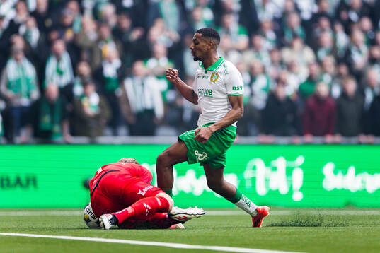 Hammarbys Paulos Abraham och IFK Göteborgs Pontus Dahlberg