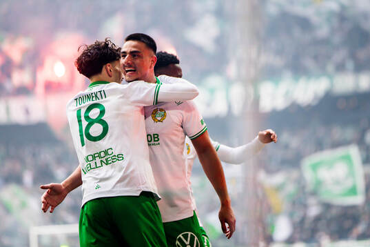 Hammarbys Jusef Erabi jublar
