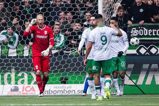 IFK Göteborgs målvakt Pontus Dahlberg jublar