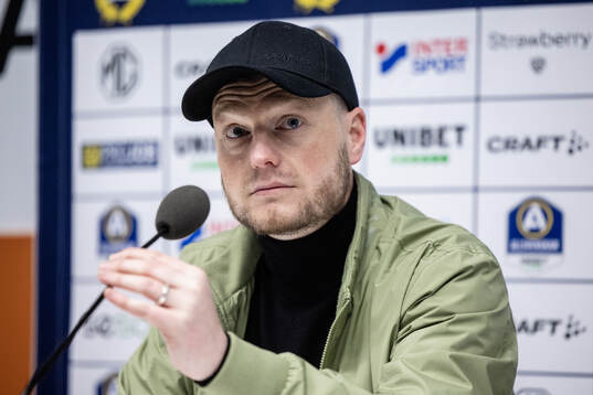 Hammarbys tränare Kim Hellberg