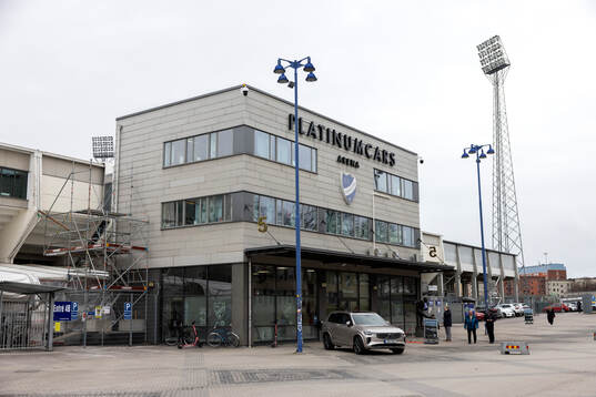 Exteriör vy av Platinum Cars Arena