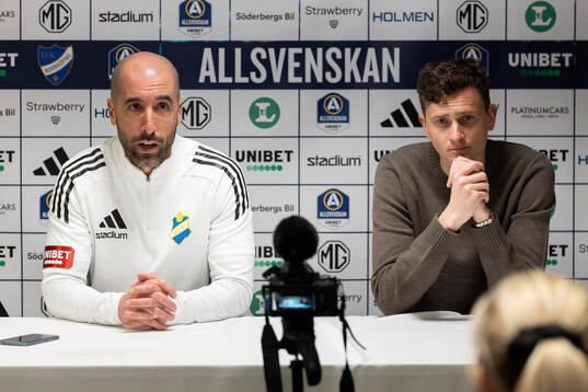 Östers tränare Martin Foyston och IFK Norrköpings
