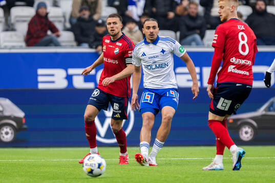 Östers Ivan Kricak och IFK Norrköpings Moutaz Neffati