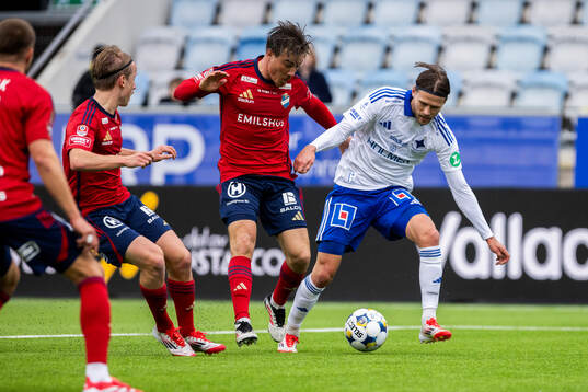 Östers Tatu Varmanen och IFK Norrköpings Arnor Traustason