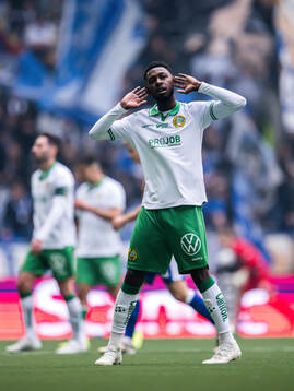 Hammarbys Shaquille Pinas jublar