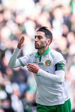 Hammarbys Nahir Besara jublar