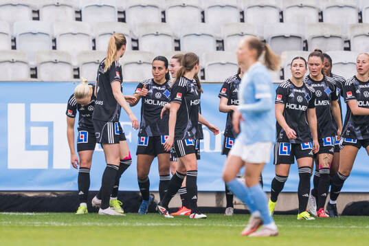 IFK Norrköpings Vesna Milivojevic jublar
