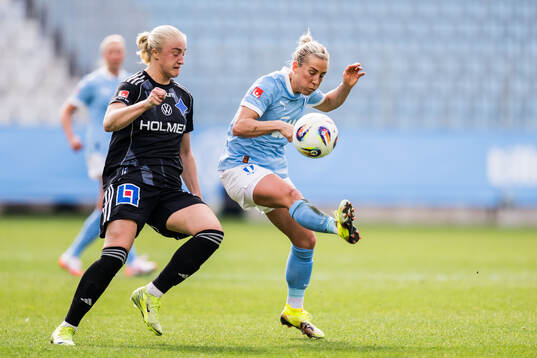 IFK Norrköpings Wilma Leidhammar och Malmö FFs Mia Persson