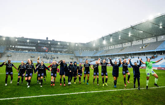 Norrköpings spelare jublar