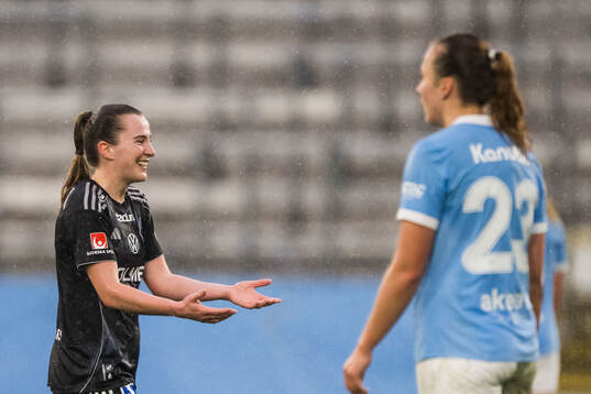 IFK Norrköpings Carrie Jones jublar
