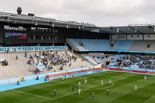 Malmö FFs Isabella D'Aquila oroar framför IFK